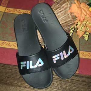 New Fila Iridescent Logo Pool Slide Sandal Size 7
